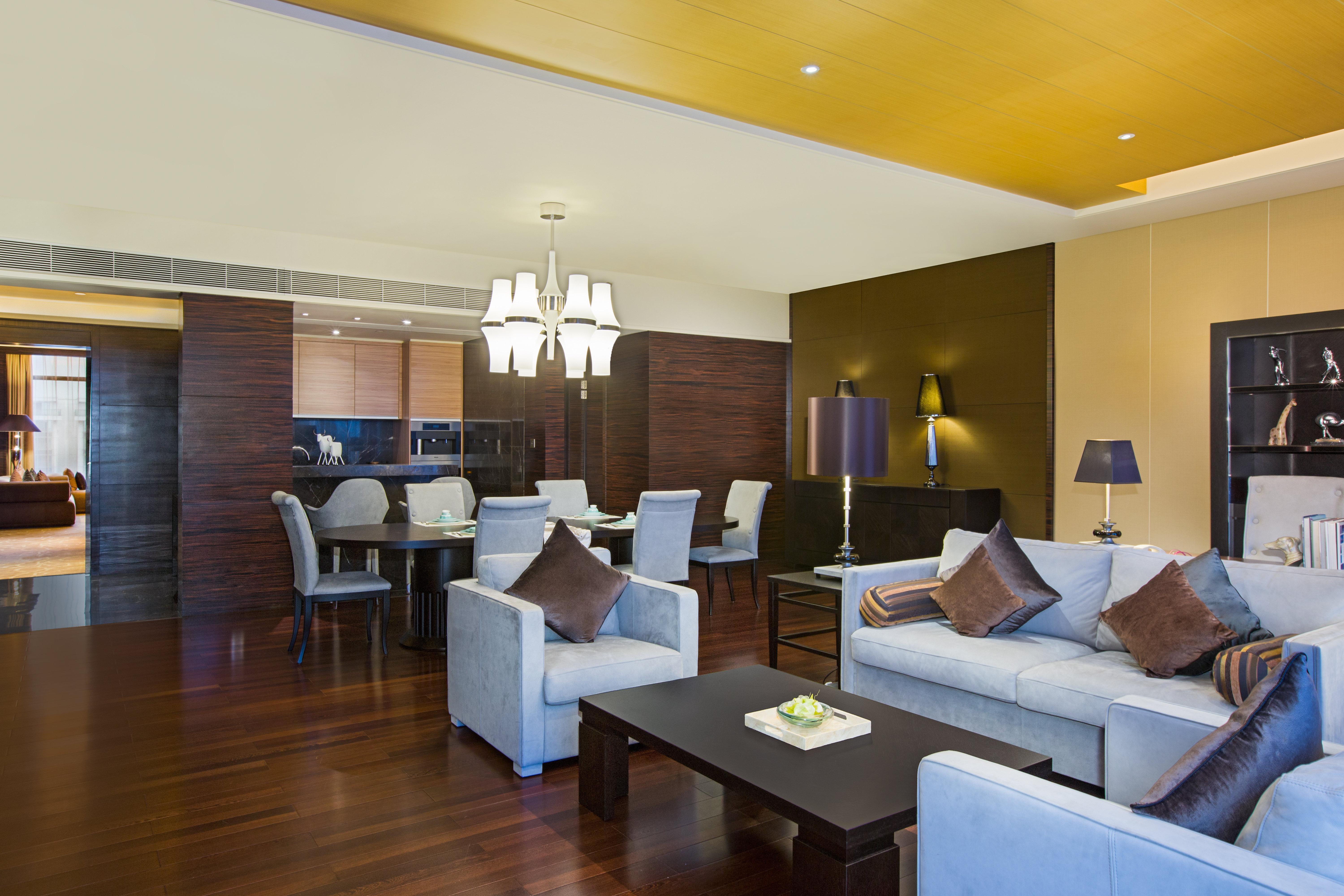 Crowne Plaza Guangzhou Huadu By Ihg - Free Shuttle Bus Between Hotel To Exhibition Center During Canton Fair Экстерьер фото
