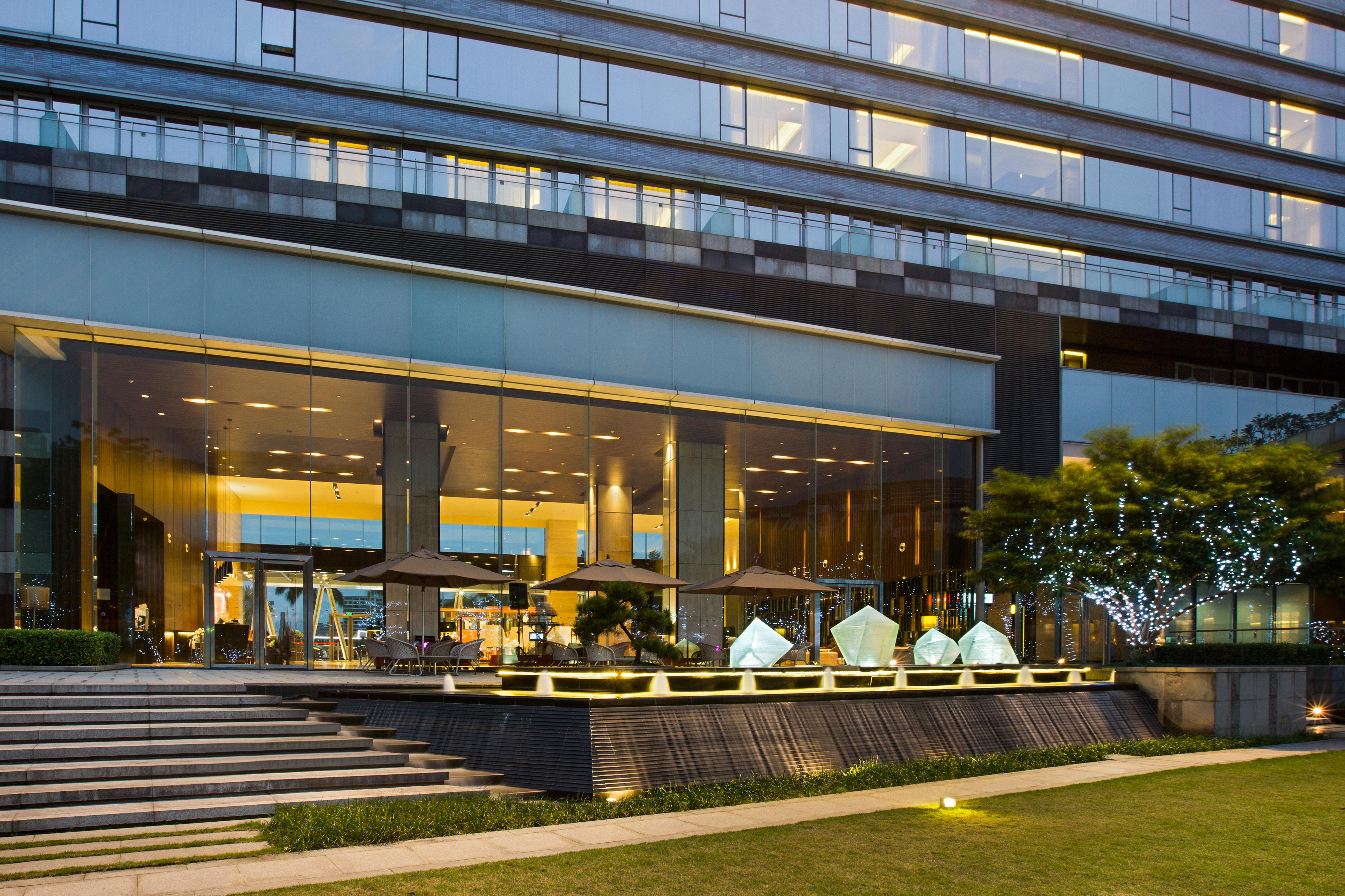 Crowne Plaza Guangzhou Huadu By Ihg - Free Shuttle Bus Between Hotel To Exhibition Center During Canton Fair Экстерьер фото